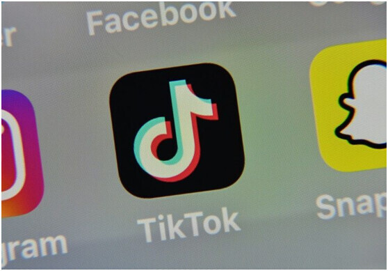 特朗普：TikTok9月15日前须协议财政部要分钱