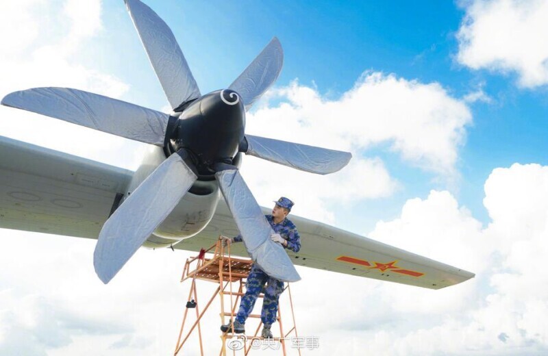 瞄准美日潜艇！海军空潜200在南海反潜演练