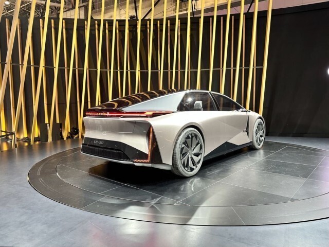 2023东京车展：雷克萨斯LF-ZC概念车正式亮相——中国青年网