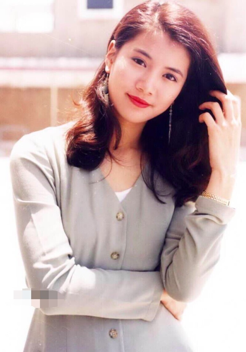 袁咏仪 