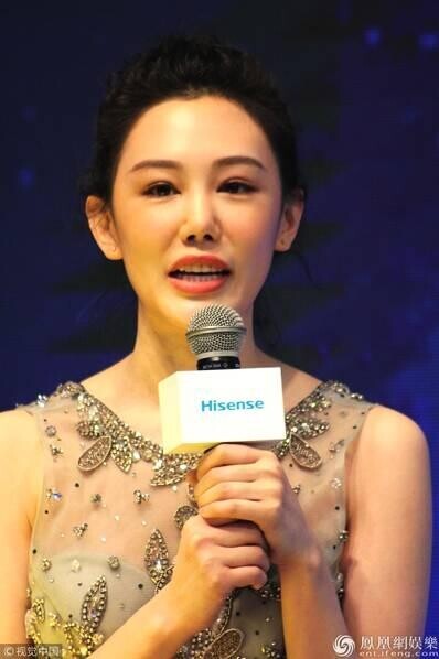 王姬 王姬27岁女儿近照曝光遗传妈妈美貌也是名演员——中国青年网