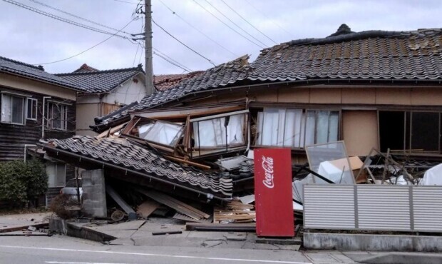 日本石川县发生7.6级地震并引发海啸 (1/8)